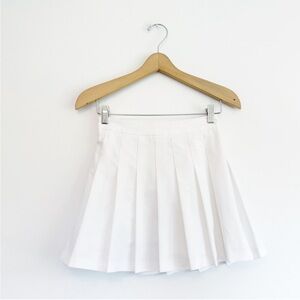 ARITZIA Sunday best pleated skirt